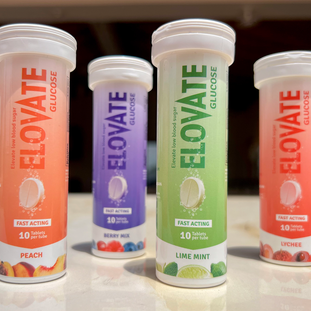 Elovate 15 Effervescent Glucose Tablets - Fast Acting Dextrose Hydration & Rehydration for Sports, Travel, & More - Quick Dissolving Energy Boost with Electrolytes, 10 Tablets Per Tube (Pack of 4, Berry Mix) for Adults & Athletes